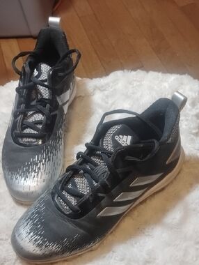 adidas baseball / softball cleats mens 5 1/2 spikes low top shoes molded